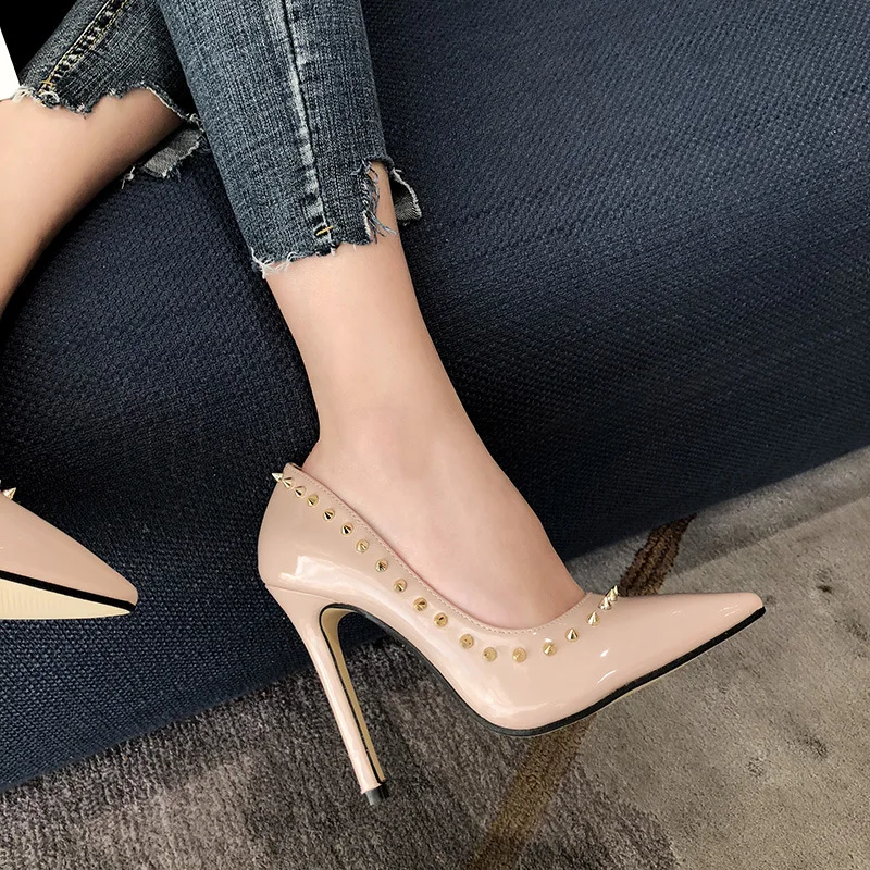 

High Heels 2020 Spring New Style WOMEN'S Shoes Europe And America Rivet Pointed Stiletto WOMEN'S High Heel Single Shoe