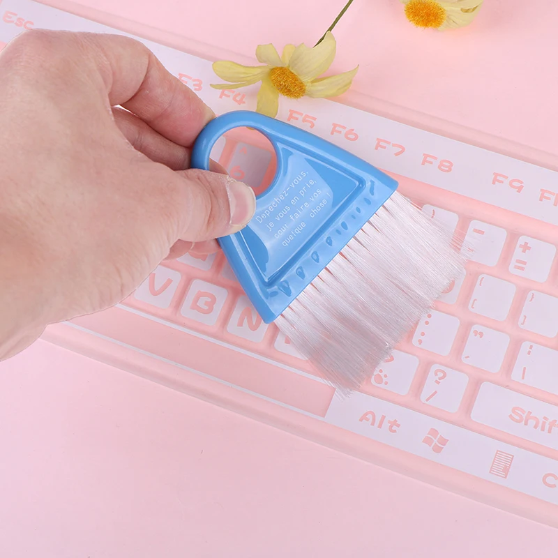 

1pcs Mini Desktop Plastic Sweep Cleaning Brush Keyboard Brush Small Broom Dustpan Set