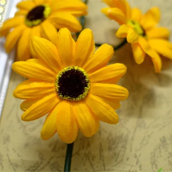 

Top Grade European Style Imitation Flowers Sunflower Wall Hangers Frame Flower Indoor Stereo Background Hotel Decoration Sunflow
