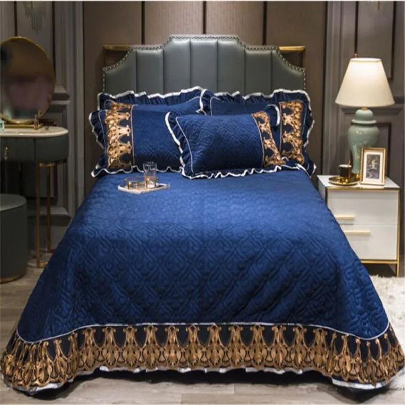 New Luxury Crystal Velvet Bed Coverlet 3pcs Bedspreads Queen Size