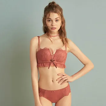 

Women Fashion Red Green Lace Padded Bra Sets Bralette Mesh Panties Wireless Underwear Sexy Lingerie Sets A B Japanese