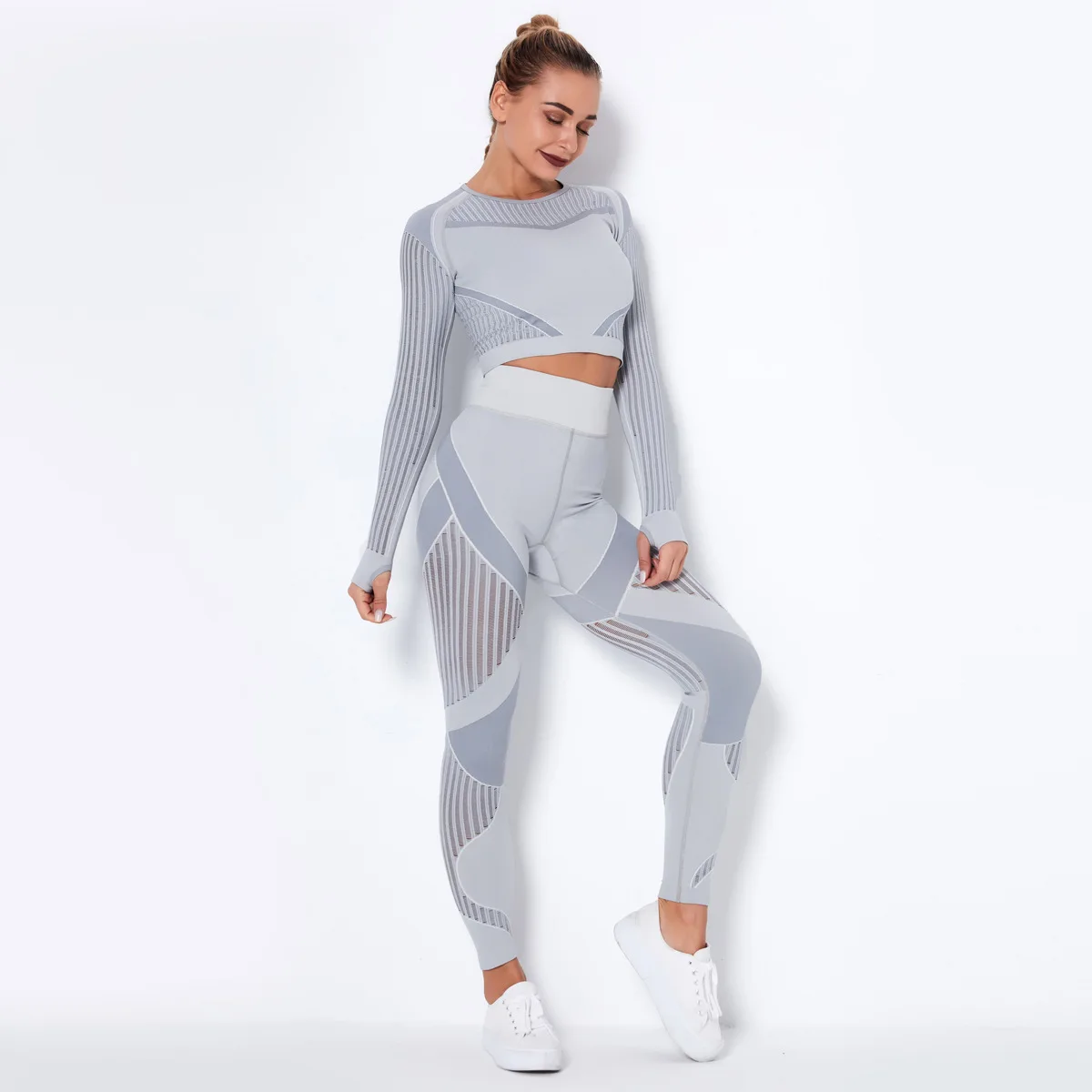 2021 Sexy hollowed-out sweatshirt Seamless cut blouse long-sleeved Fitness Yoga shirt Gymnasium exercise shirt exercise shirt white pants