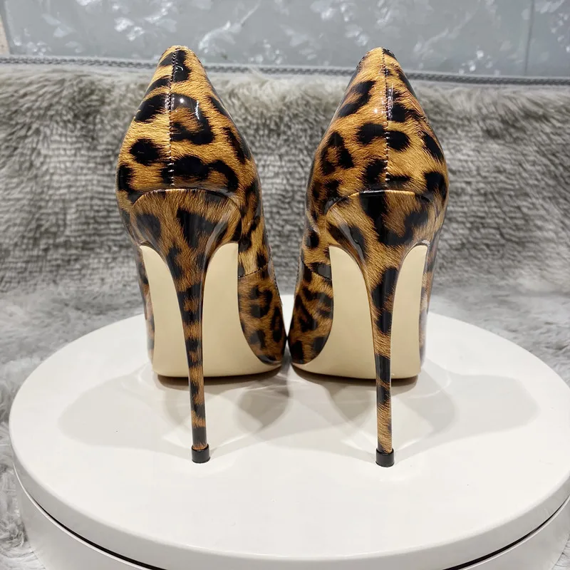 Preppy by the Sea: Leopard Lovin' | Cute high heels, Heels, Leopard heels