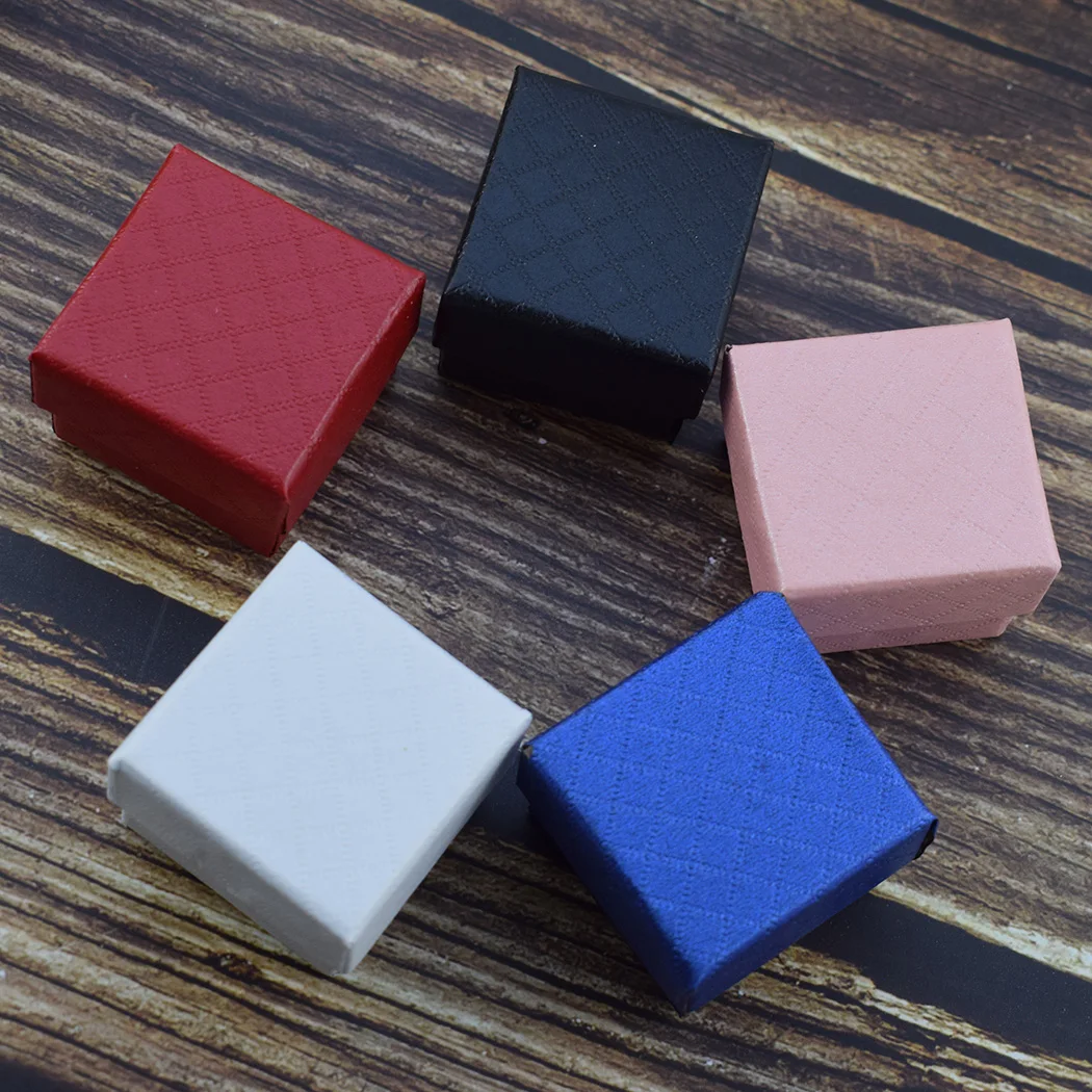 

1PCS 4*4*3 CM / 7*7*3 CM Kraft Paper Box Jewelry Storage Organizer Wedding Birthday Party Tags Wrap Decoration Supplies Gift