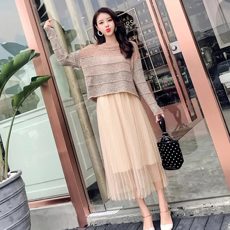 

2019 Autumn Women Fashion Elegant 2 Piece Set Loose Pullover Knitted Sweater+Mesh Pleated Long Skirt Sets Fashion avant-garde