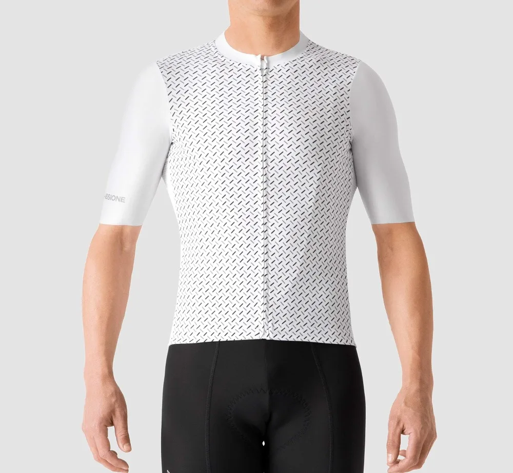 2019-jersey-geometric-white-01_5cf007e0-b3a3-4047-8dad-b215747a0e7b_2400x