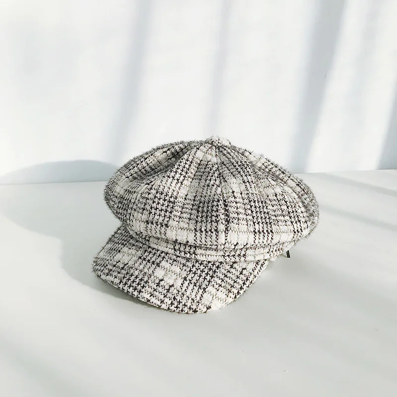 Winter Beret hat Caps Women Fashion Winter Hats for Women Vintage Plaid Flat Hats Chenill Wool Warm Octagonal cap Hat