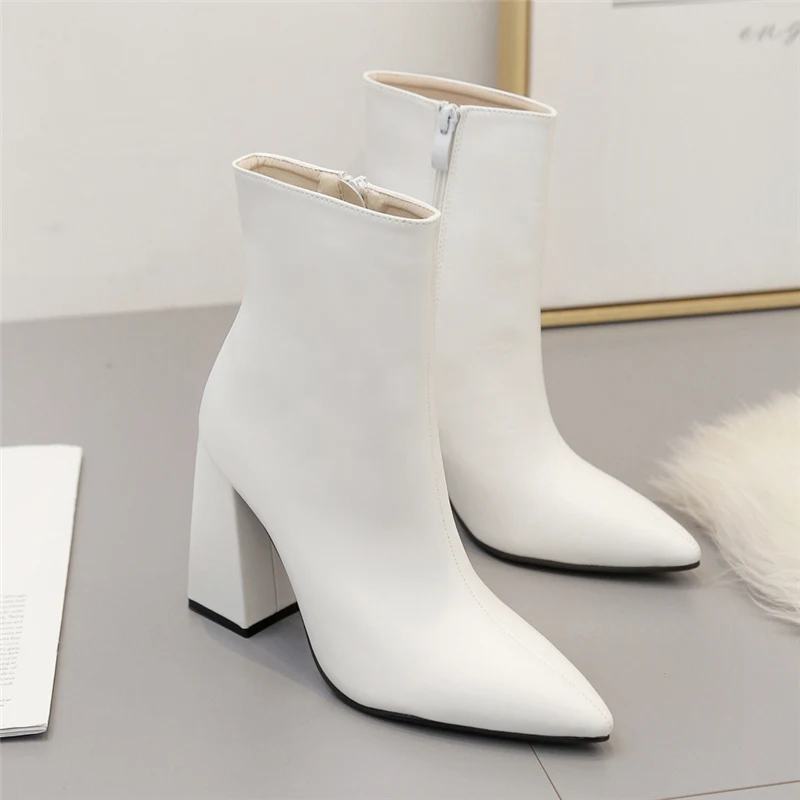 2022 Fashion Luxury Women Chunky 10.5cm High Heels Fetish Sock Boots Soft Leather Block White Heels Ankle Boots Scarpins Shoes