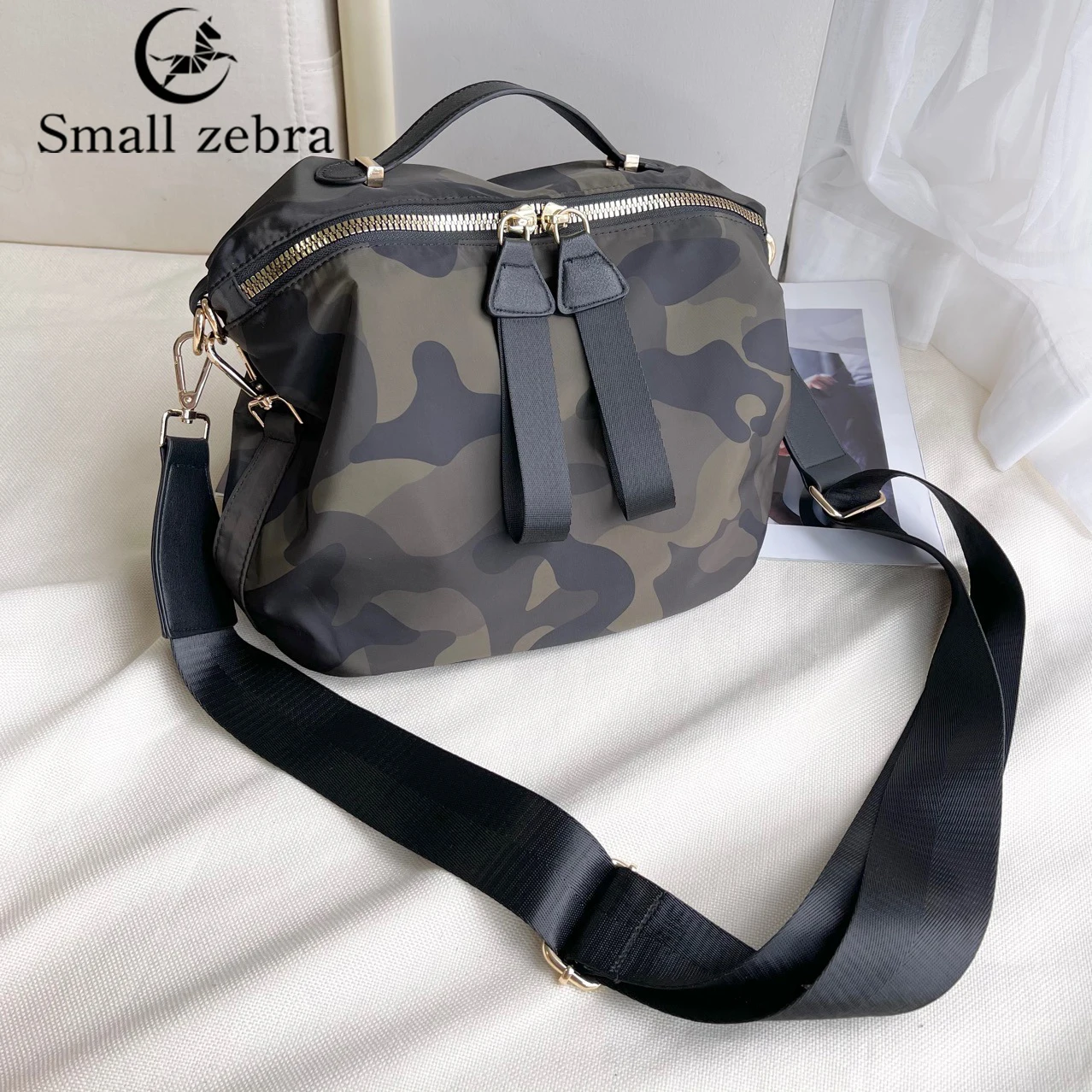 

Camouflage Cross Body Bag Nylon Waterproof Womens Messenger Travel Bags Shoulder Bag Handbags with Multi-Pocket for Ladies 39 S