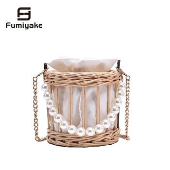 

INS Pearl Drawstring Handbags For Women 2020 Fashion Girl Seaside Holiday Bag Hand-Woven Chain Crossbody Bags Straw bag Rattan