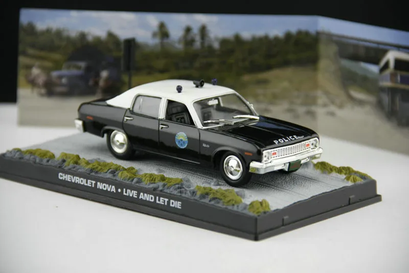 1/43 CHEVROLET NOVA 007 Movie Model Toy Cars Diecast Metal Casting Alloy Collection Toys Car
