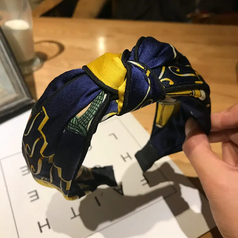 8682982299_1956788053