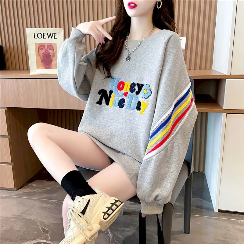 Рисунок 4 - Свитшот женский с круглым вырезом