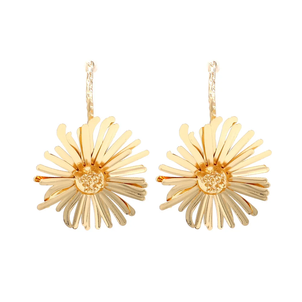 

2019 new arrive flower design drop earrings 2 color silver gold daisy chrysanthemum shape statement dangle earrings for women