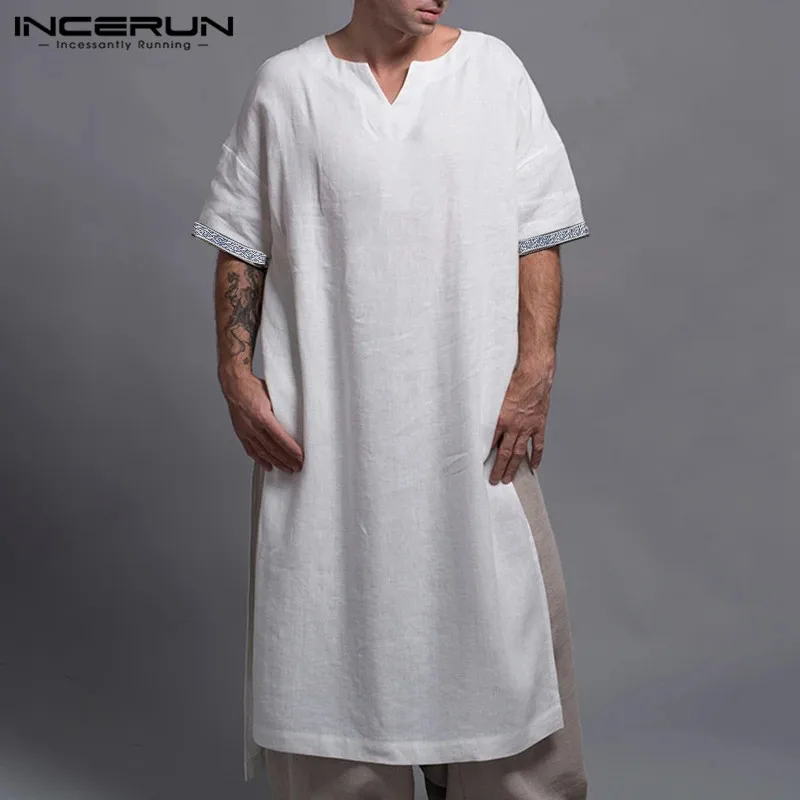 

INCERUN Vintage Solid Muslim Robes Men Comfy Cotton Jubba Thobe Short Sleeve V Neck Saudi Style Clothing Men Patchwork Robes 5XL