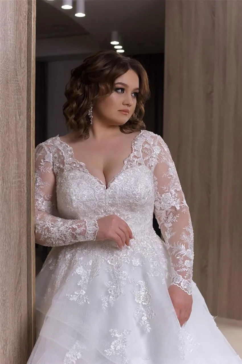 Plus Size Bohemian Wedding Dresses Sexy V Neck Appliqued Lace Long Sleeves Bridal Gowns Ruffles Tiered Sweep Train Bridal