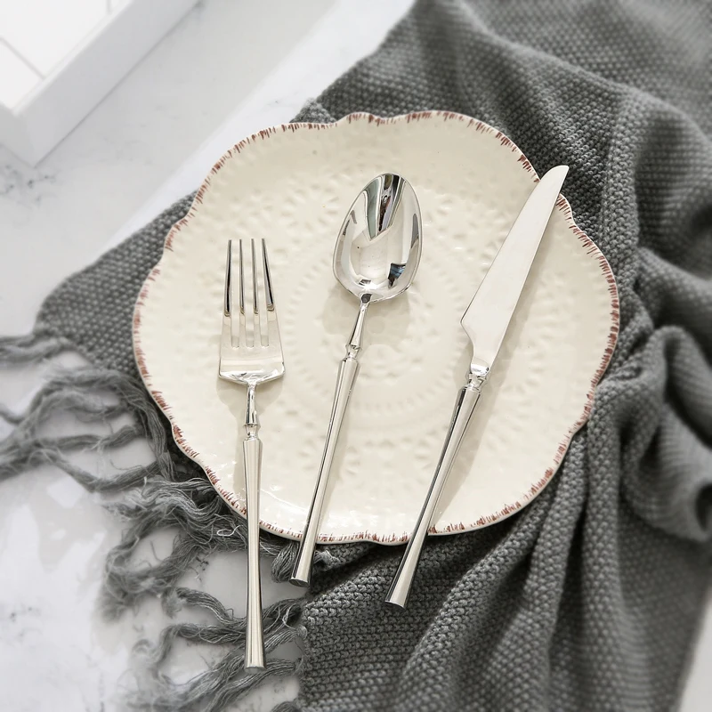 24Pcs/Sets Western Portable Cutlery Set Travel 304 Stainless Steel Dinnerware Set with Luxury Handle Knife Fork Dinner Tableware