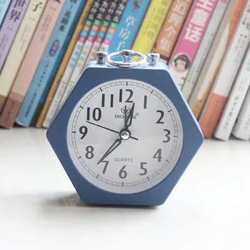 

Old Smart Alarm Clock Plastic Novelty Square Sunrise Loud Retro Alarm Clock Talking Desk Night Zegary Desk Decoration XX60AC
