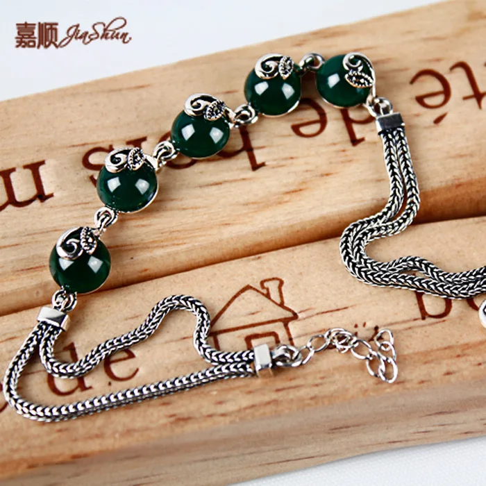 

JSH Retro Thai Silver Wine Ruby Garnet Bracelets Women's Silver Inlaid Ruby Bracelets Cool Fashion