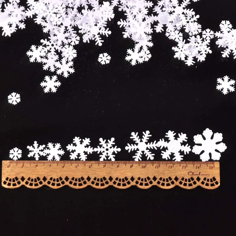 100pcs/lot Christmas Ornaments White Felt Snowflake Patch Applique