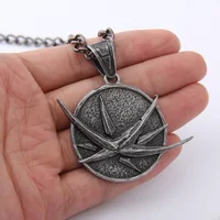 New Arrival Wizard wolf head pendant necklace for Geralt necklace with a The Wild Hunt 3 Figure TV