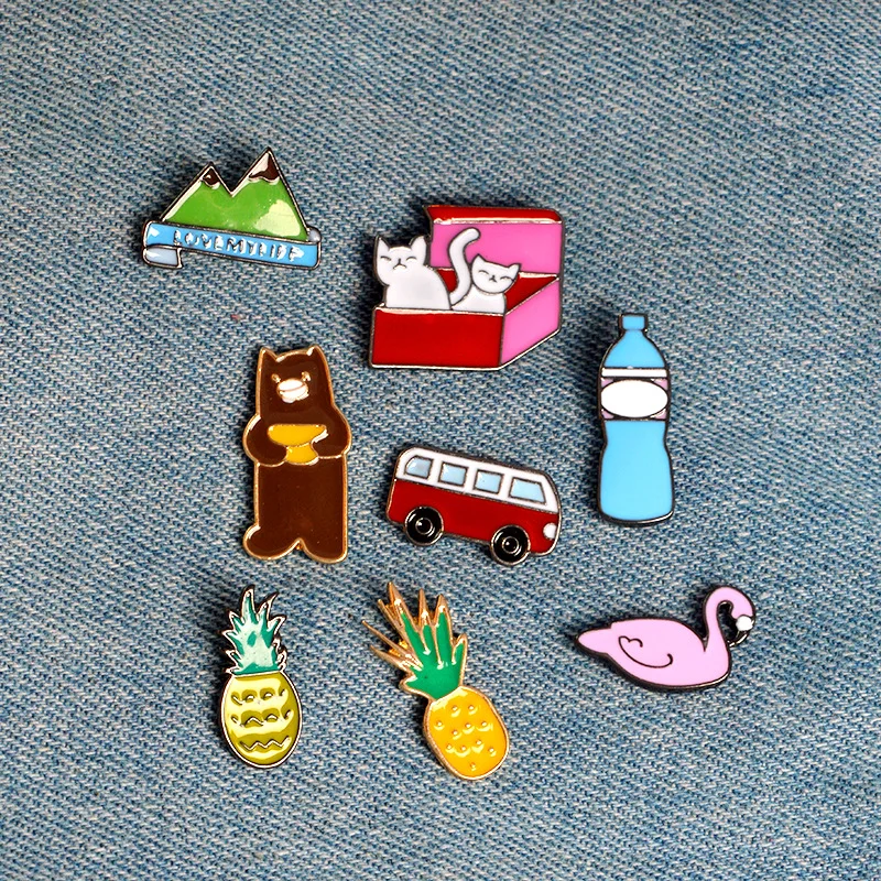 AliExpress Wish Hot Selling Alloy Accessory Fruit Bear Mountain Cartoon Cool Brooch Alloy Badge