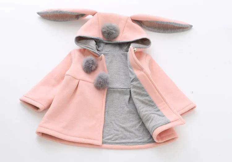 Новинка 2019 года; пальто для малышей с длинными ушками; одежда с капюшоном для маленьких девочек; сезон зима-весна-осень; милые пальто для