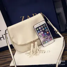 Сумки через плечо для женщин, кожаные сумки с кисточками, женская наплечная сумка, модная однотонная сумка, женская сумка через плечо