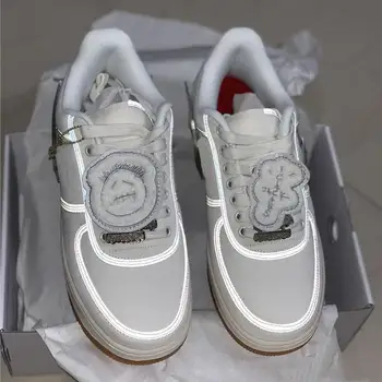 

2019 New Designer shoes low Travis 1 white silver men running shoes training sports Fashion top quality with box size 7-11