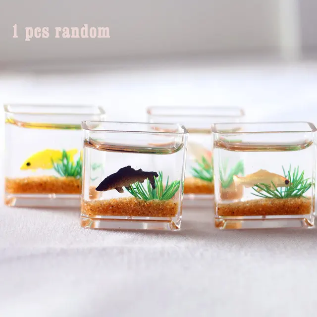 1PC Dollhouse Miniature Glass Fish Tank Bowl Doll House Ornament Model Toys Dolls Accessories For Barbie House Blyth Bjd OB11 1PC Square Rando