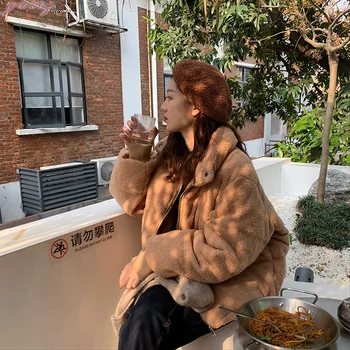 

Yellow Zhengtedi Rongli Lead Cotton Loose Coat Woman 2019 Winter Thickening Keep Warm Bread Serve Cotton-padded Clothes R1363