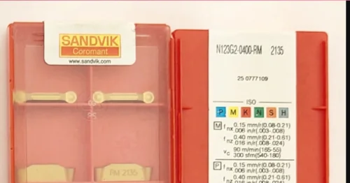 10 шт. вставки карбида N123G2-0400-RM 2135