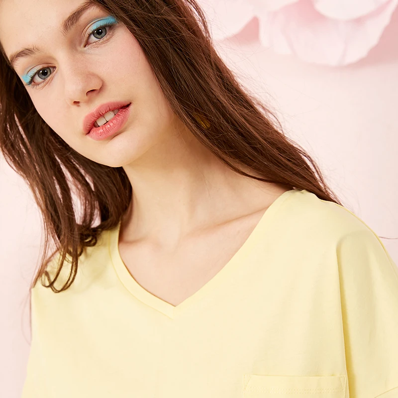Vero Moda Женская футболка из хлопка с v-образным вырезом свободного кроя чистого цвета | 319101545