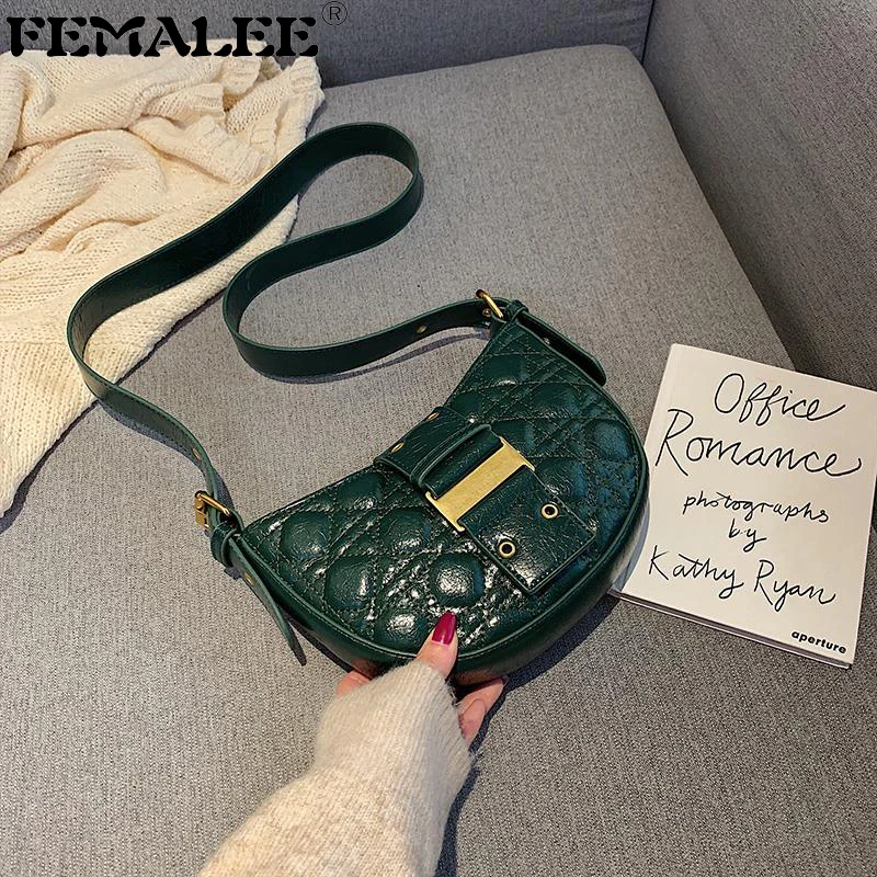 

Diamond Lattice Dumpling Crossbody Bag Soft Half Moon Baguette Shoulder Bag Luxury Female Designer Chains Messenger Sac Mujer