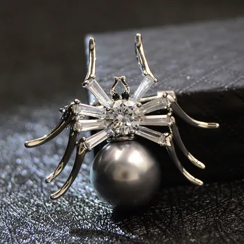 

CINDY XIANG New Arrival Cubic Zirconia Spider Brooches For Women Pearl Insect Pin Brooch Fashion Jewelry 4 Colors Available 2020