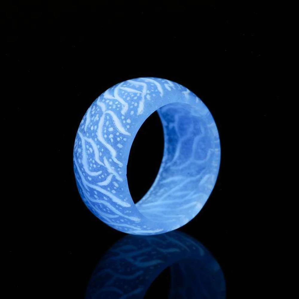 Светящийся силиконовый кольцо для женщин и мужчин флуоресцентные светящиеся кольца ювелирные изделия светится в темноте лента для кольца Хэллоуин мода красочные - Цвет: Синий