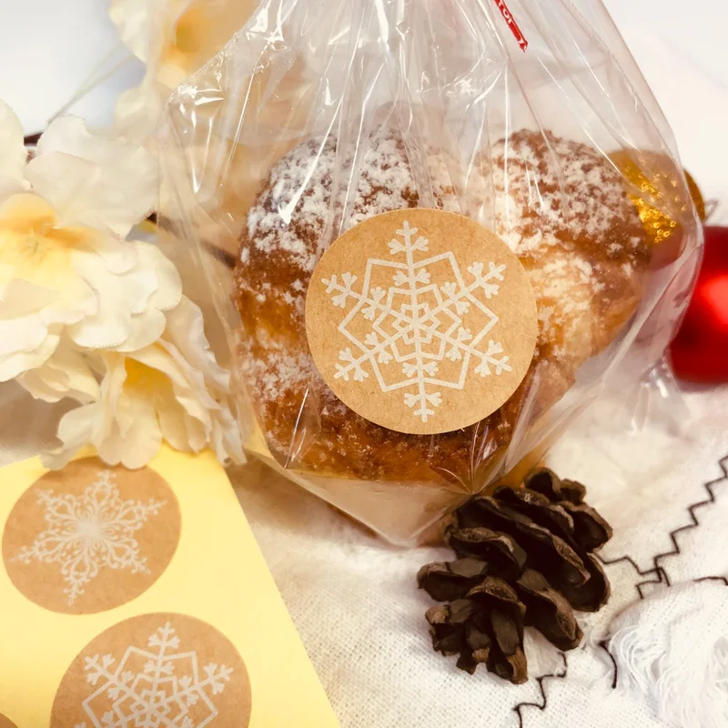 

50pcs/100pcs Plastic Bag with Gold Twist Tie and Snowflake Paper Sticker Christmas Decoration Bread Bag Plastic Candy Bag