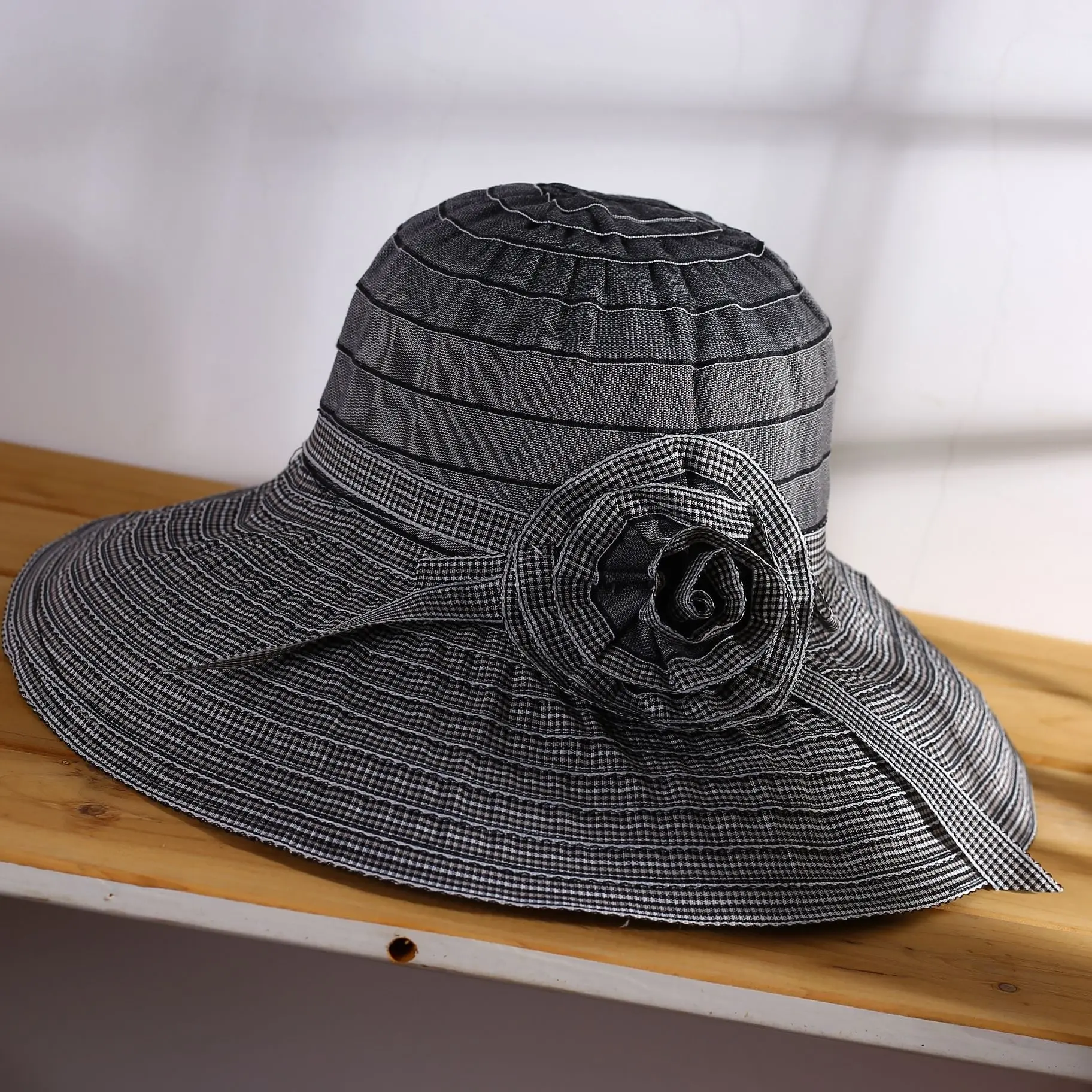 

Spring Summer Hat Women's Topee Korean-style Large Brimmed Hat Sun-resistant Plaid Mixed Colors Flower Foldable
