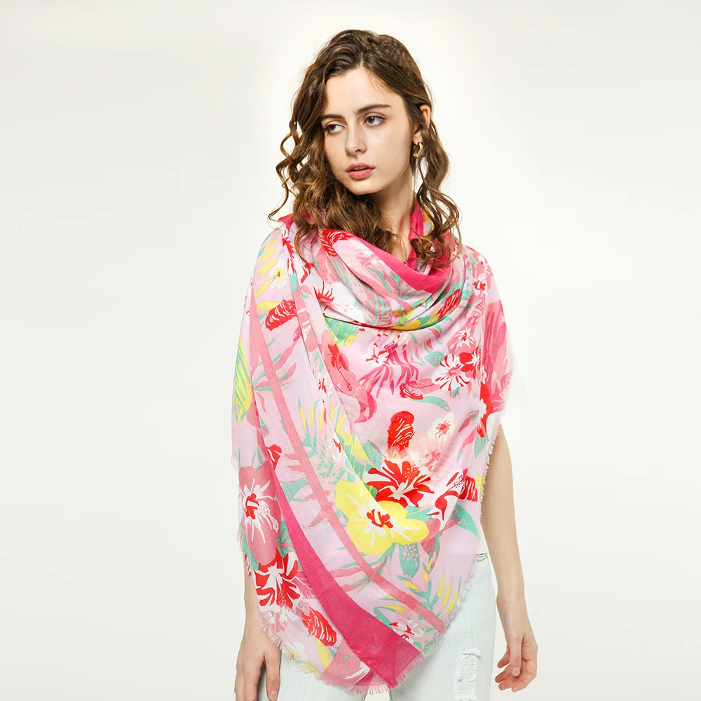 

The New Cotton And Linen Scarf Printing With lLarge Flower Border Print Scarf Sells Well In Ethnic Style 2019 DYROREFL S3-11