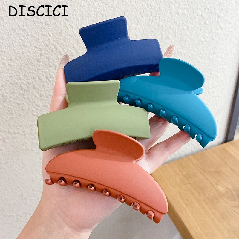 

DISCICI 2020 New Fashion Hair Accessories Headdress Hairpin Back Head Simple And Elegant Temperament Claw Clip Large Shark Girl
