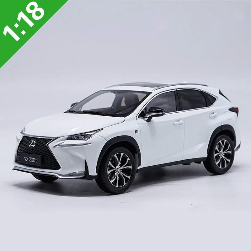 1:18 высокое тщательное LEXUS NX NX200T сплав модель автомобиля статические металлические модельные автомобили с оригинальной коробкой - Цвет: Белый