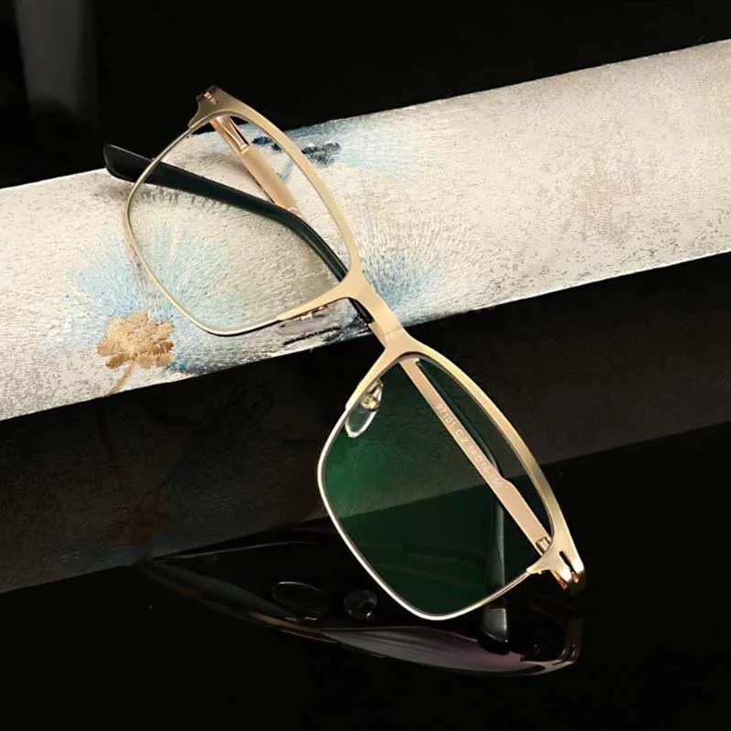 New intelligent color-changing sun reading glasses for men and women anti-radiation old light glasses