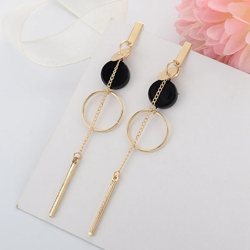 

Korean Fashion Long Slope Geometric Asymmetry Rhinestone Circle Earrings New Acrylic Earring For Women Gift Party Wedding