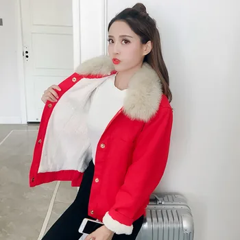 

Winter Yellow Red Lambswool Thick Denim Jacket Female Big Fur Collar Locomotive Jean Coat Women Warm Streetwear Short Coat ME051