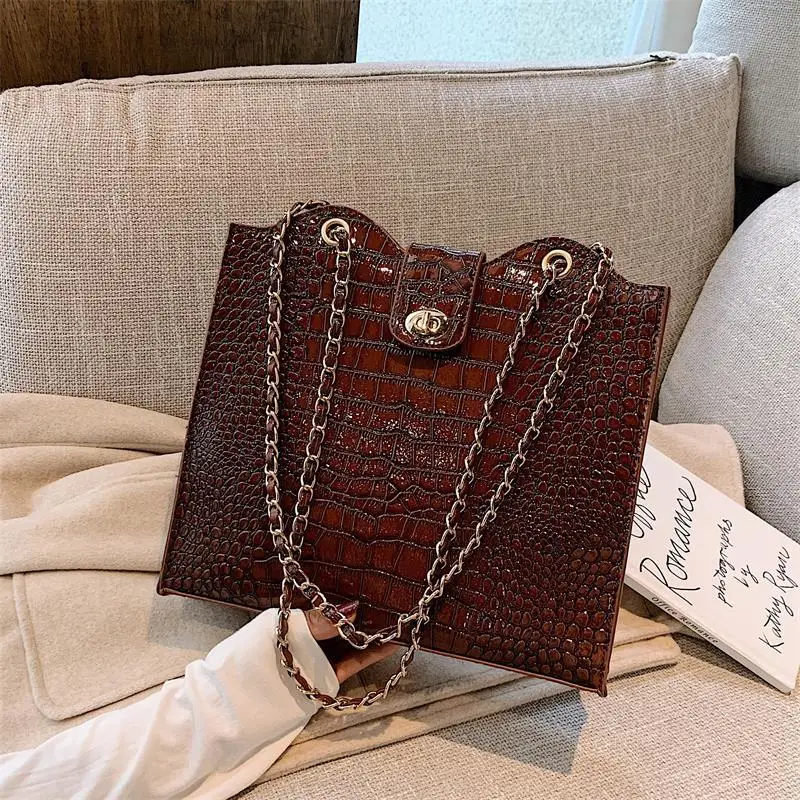 

Simple retro crocodile pattern women's large-capacity bag texture solid color leather shoulder bag versatile chain messenger bag