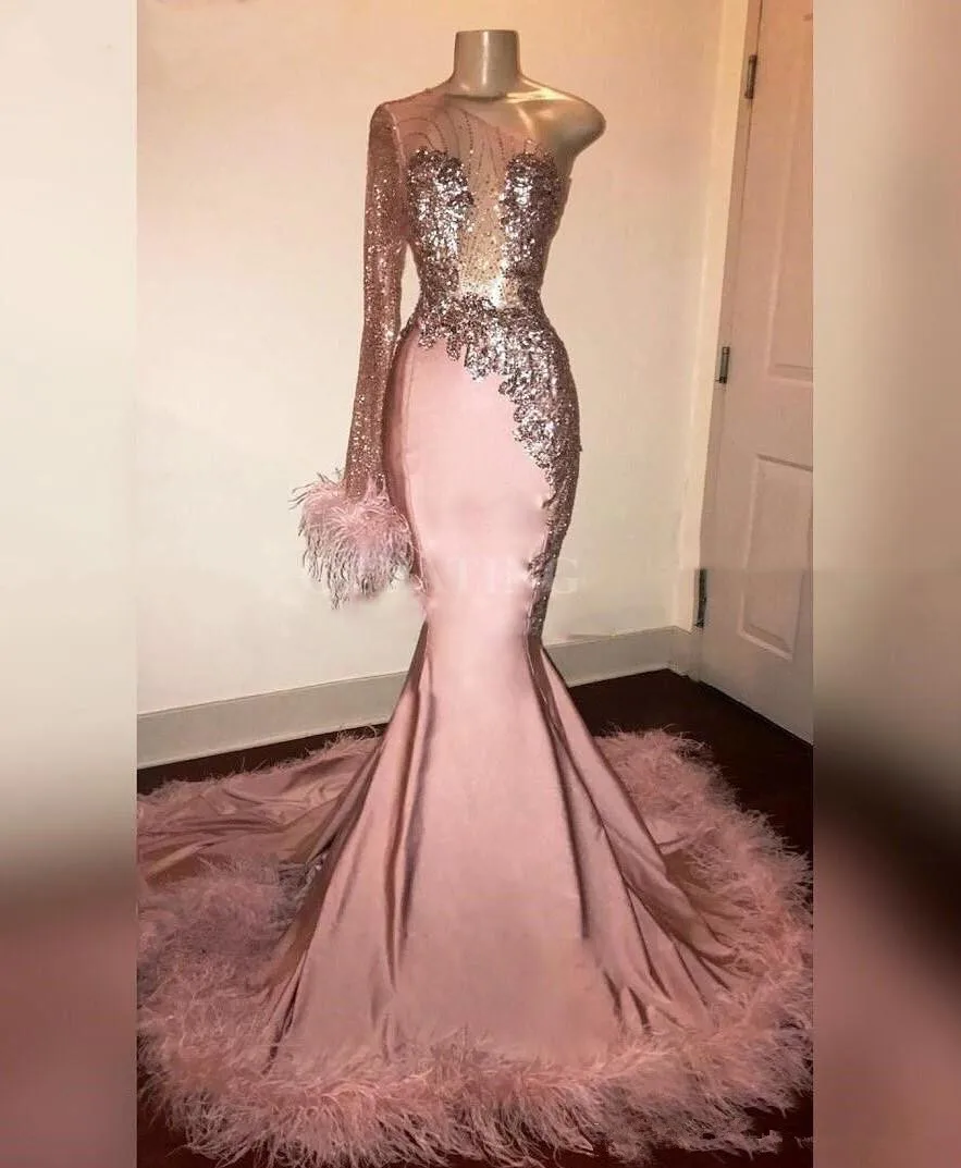

Glitter Sequin Long Sleeve Mermaid Pink Black Girl Prom Dress with Feathers Train One Shoulder African Formal Prom Gowns vestido