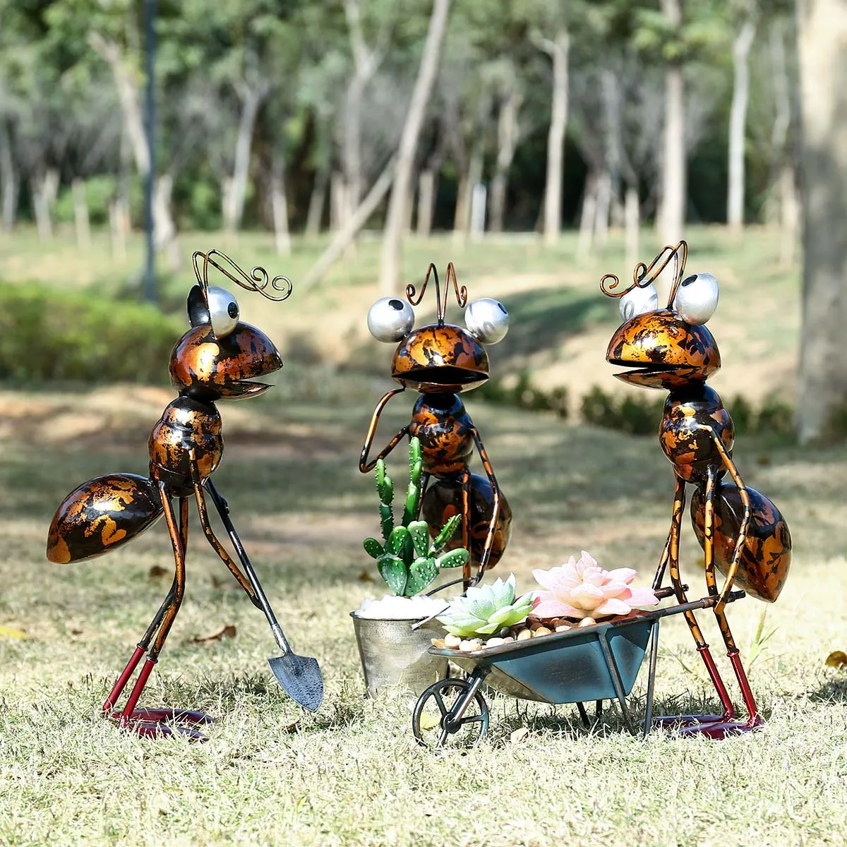 Tooarts 13inch Ant Sculpture Iron Cartoon Ant With Removable Bucket Garden or Desk Decor Succulent Flower Pot Trinket Storage