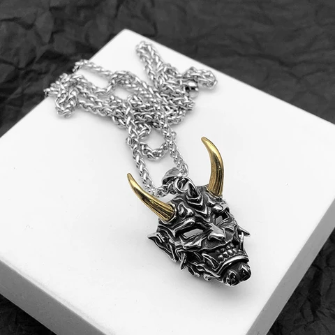 Gothic Punk Necklace Prajna Ghost Demon Fang Mask Mens Titanium Steel Necklace Monster Skull Pendant Jewelry Gift