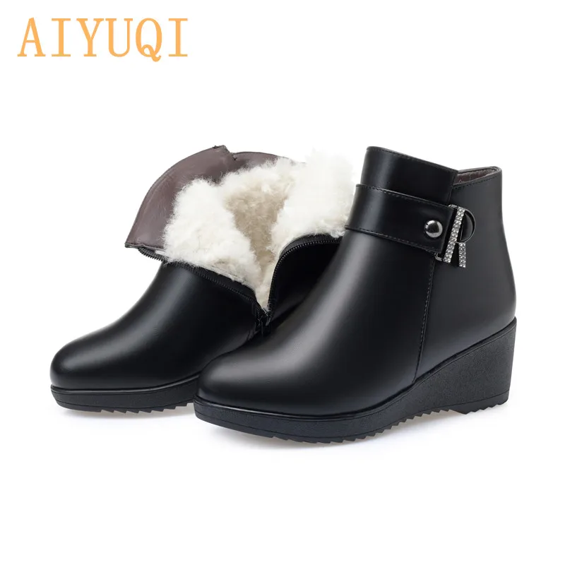 

AIYUQI Booties Women 2019 New Ladies Snow Boots Slope Casual Natural Wool Lining With Non-slip Mom Boots For Women Winter