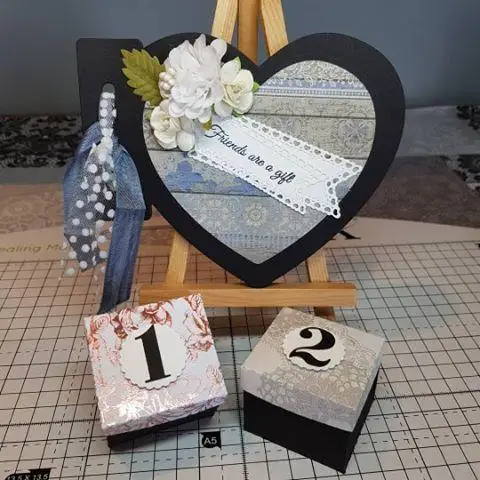 

Eastshape Album Heart Dies Love Note Metal Cutting Dies for DIY Scrapbooking Craft Card Embossing Die Cut New Template